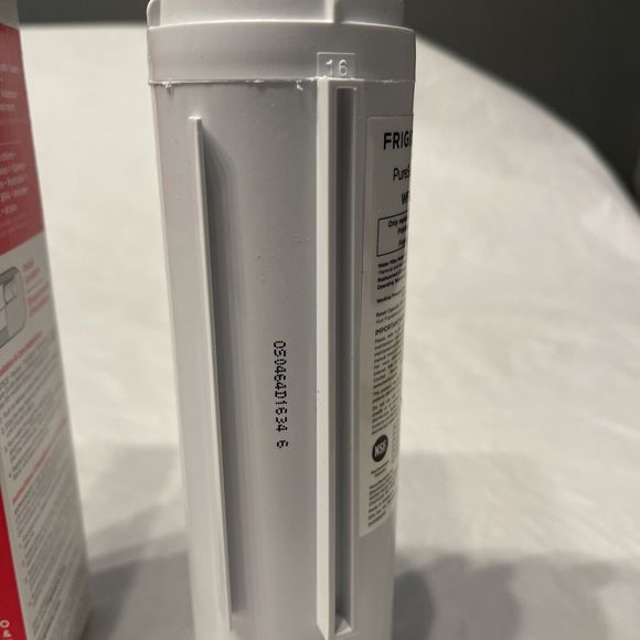 Frigidaire PureSource Refrigerator Genuine Water Filter WF3CB - Picture 4 of 6